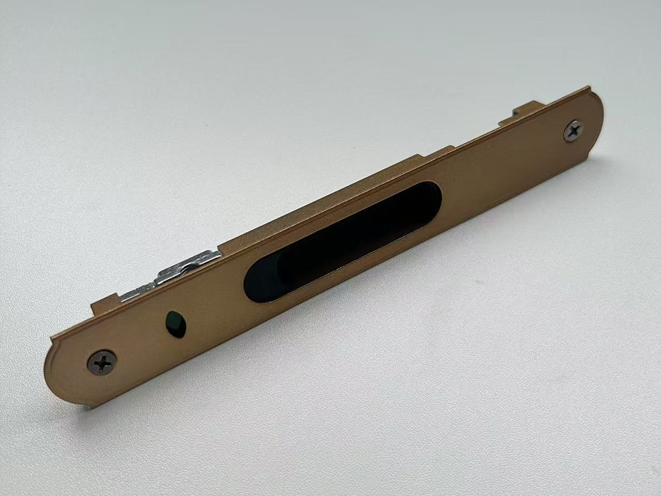 Choosing Between Stainless and Coated Steel in Coastal Hardware 3 Coastal Hardware