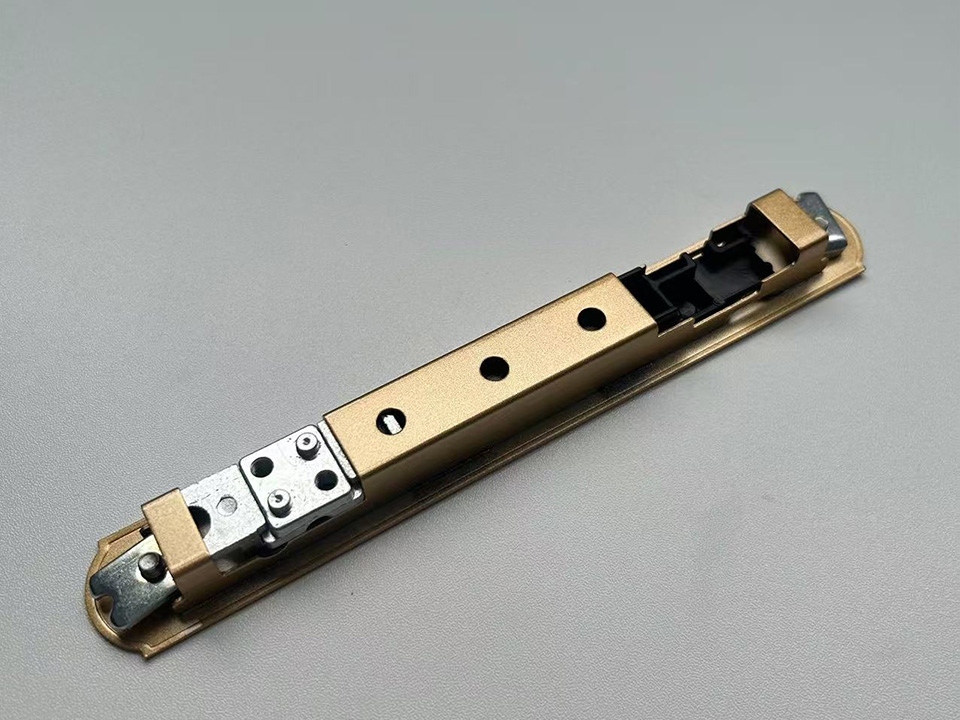 Choosing Between Stainless and Coated Steel in Coastal Hardware 4 Coastal Hardware 3