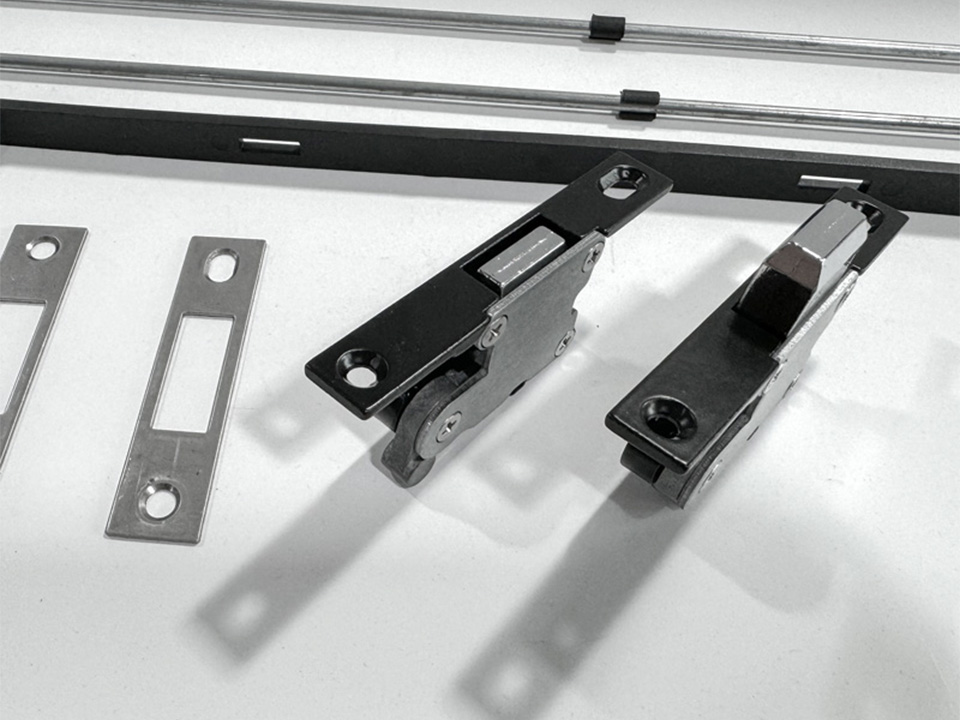 Structuring OEM/ODM Window Hardware Partnerships that Scale 1 Multi Point Locks