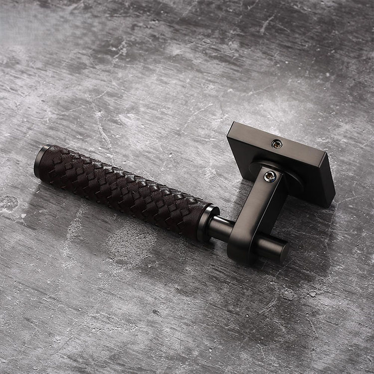 フォーク・ハンドルとレバー・ハンドルの設計上の考慮点 2 Design Considerations for Fork Handles and Lever Handles