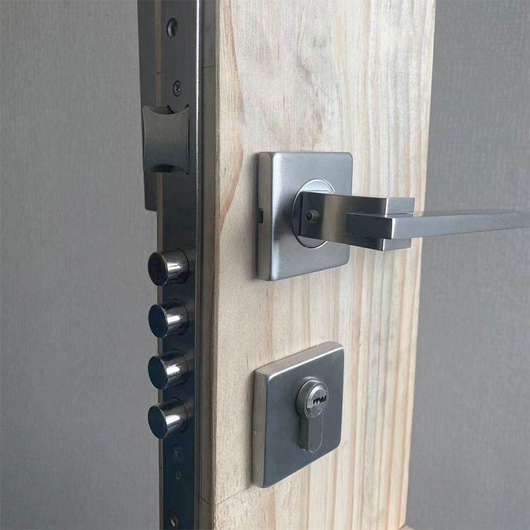 كيفية اختيار مقابض الأبواب لأنظمة الأقفال متعددة النقاط 3 Multi-Point Lock Systems