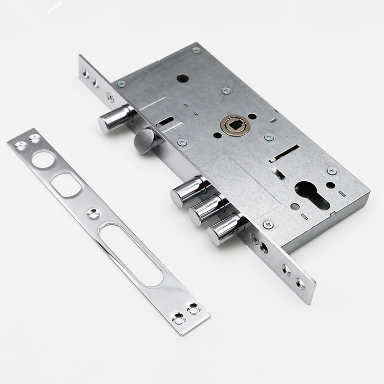 寒冷地におけるマルチポイント・ロックの素材と潤滑設計 1 Multi-Point Locks